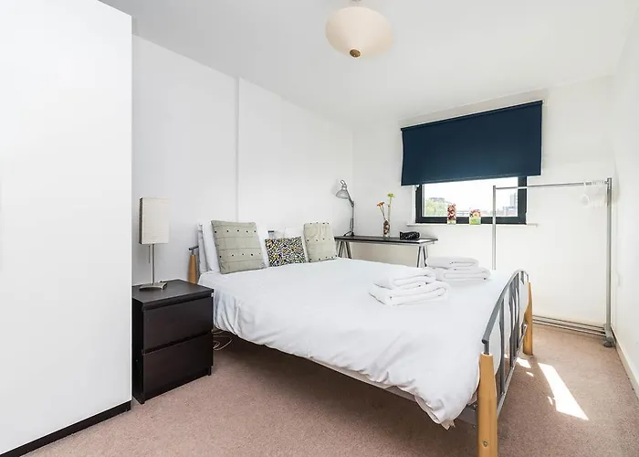 Fantastic 1 Bed Flat Stratford
