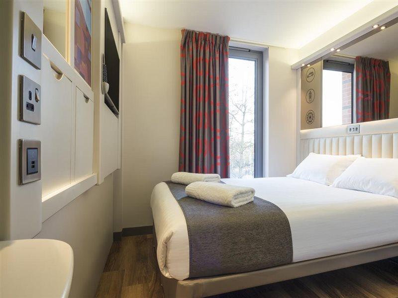 Hotel Point A Canary Wharf