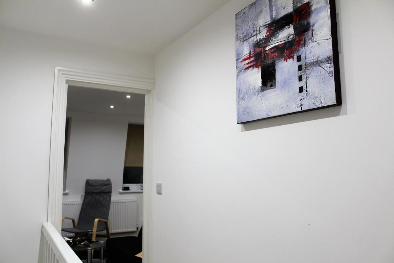 Appartement Modern 2 Bedroom In The Heart Of Greenwich Londen