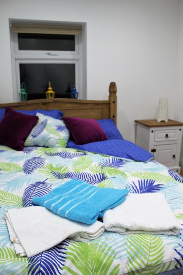 Modern 2 Bedroom In The Heart Of Greenwich *