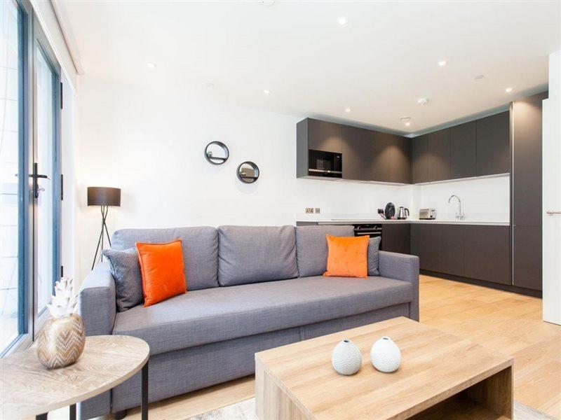 The Lofts E1 By Q * London