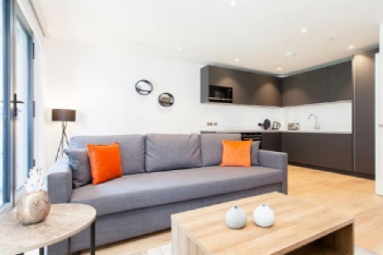 The Lofts E1 By Q * London