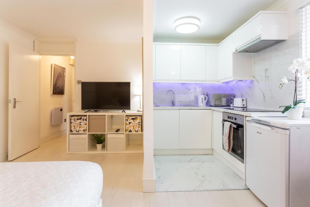Modern Close To *