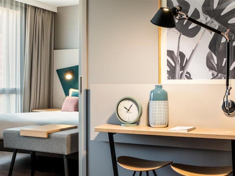 Adagio Stratford 4* London