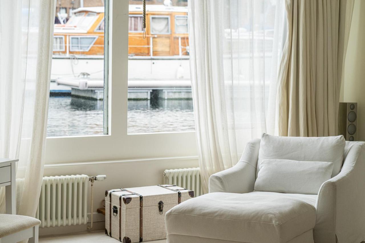Apartment Charming Houseboat Featuring A Sauna *