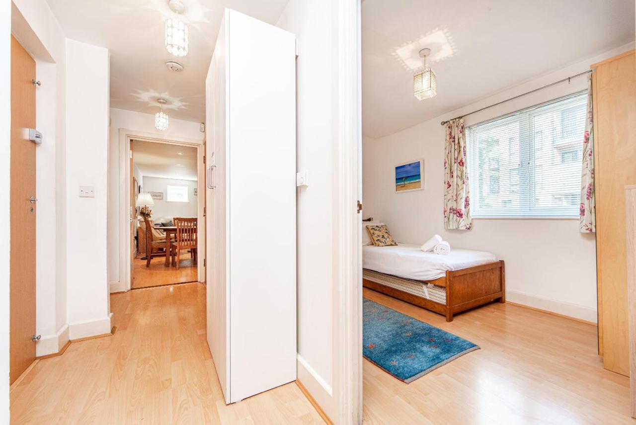 Appartement Pass The Keys Delightful Close To River In Se16 Londen
