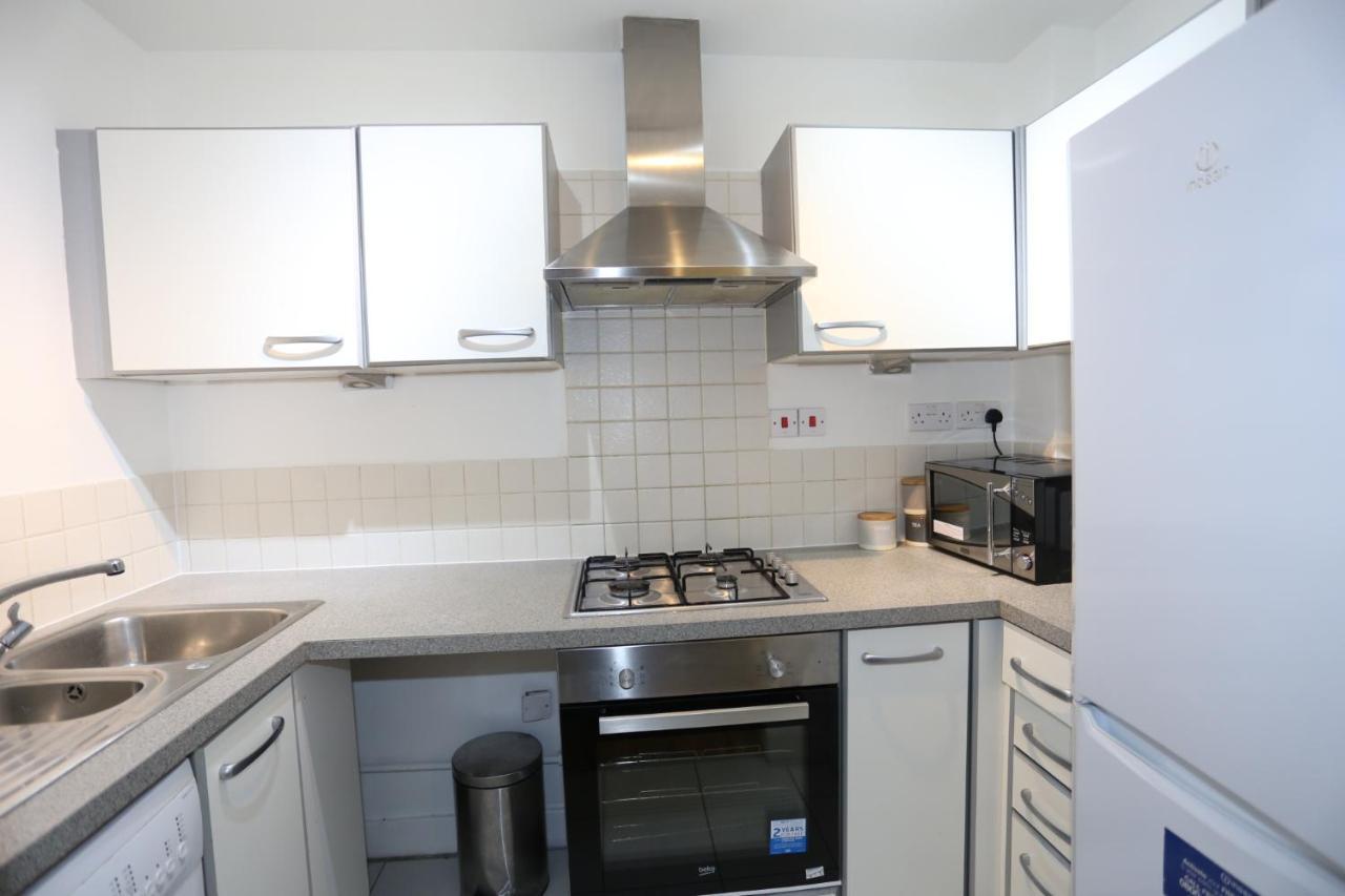 Apartment Lovely View 2 Beds 2 Bath Apartment,