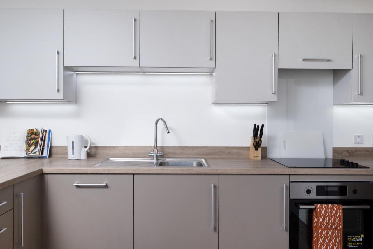Apartment Modern And At Barking Wharf In London