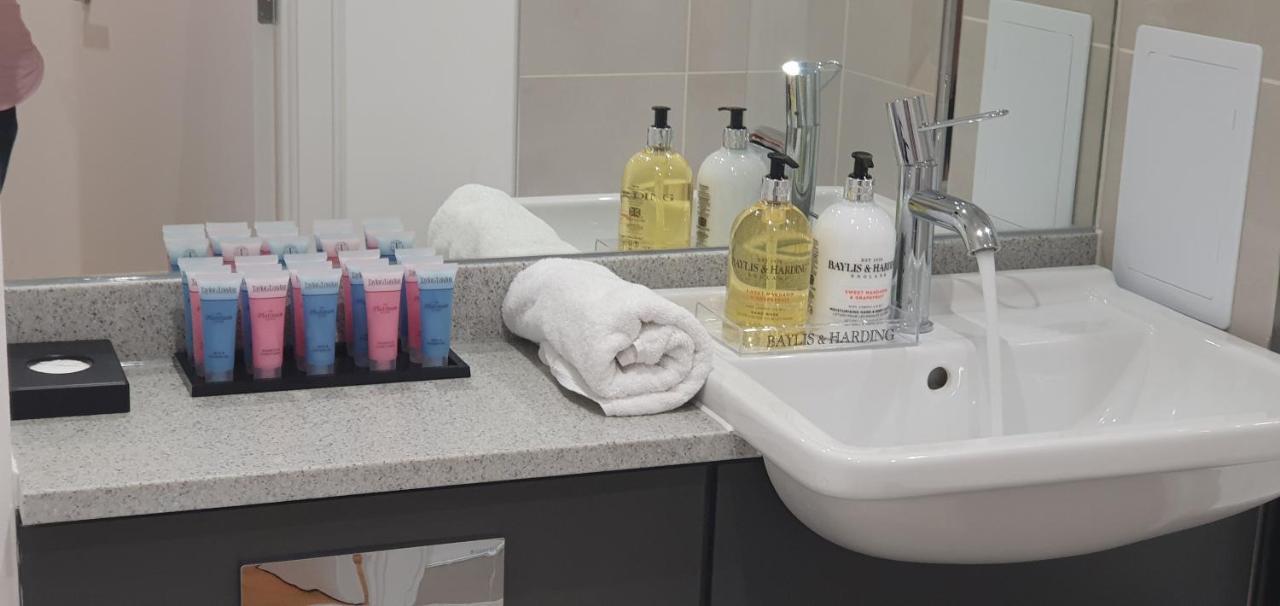 Garland Modern 3 Bedroom House Westfield - Stratford Apartamento