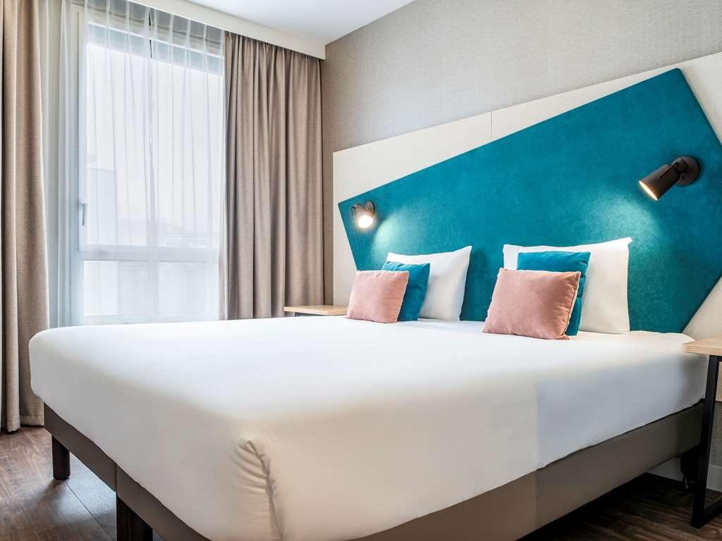 Adagio Stratford 4* London