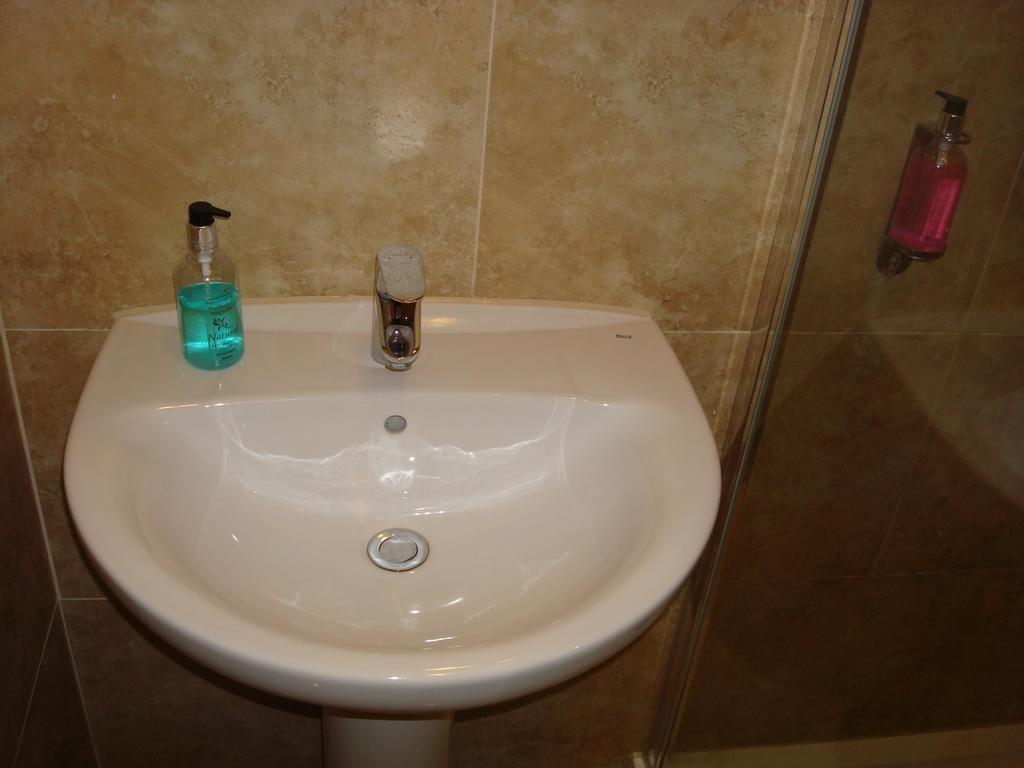 Inn Forest Gate - Free Parking Limited Spaces London
