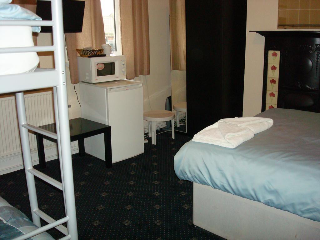 Forest Gate - Free Parking Limited Spaces Inn