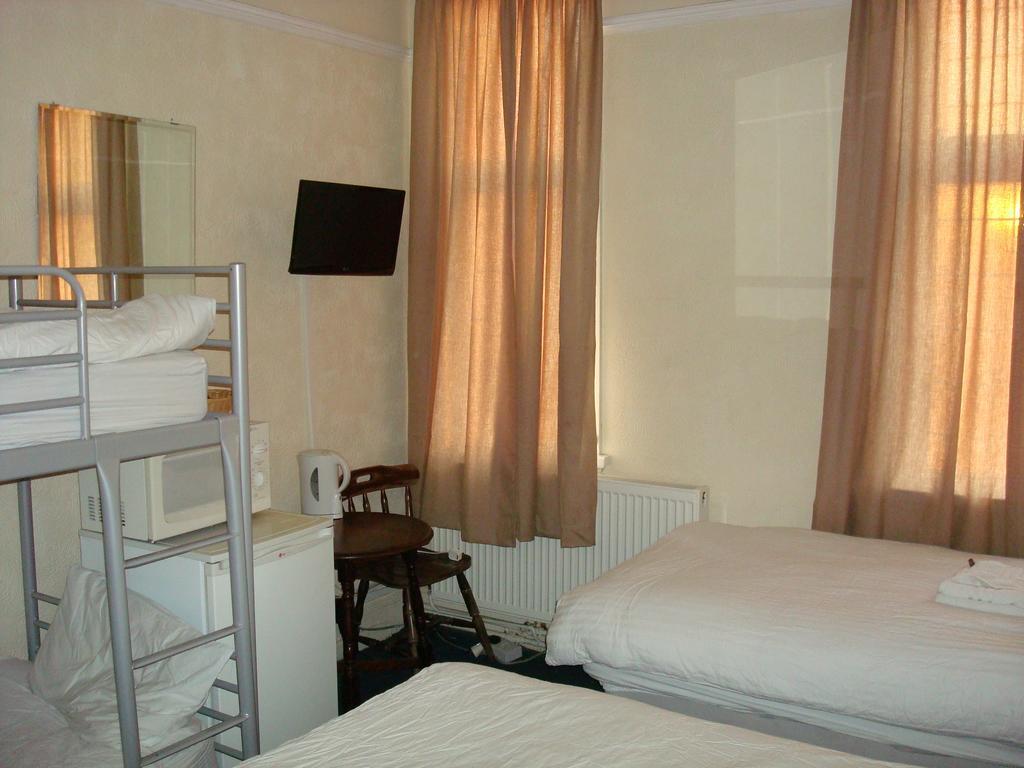 Inn Forest Gate - Free Parking Limited Spaces 2*