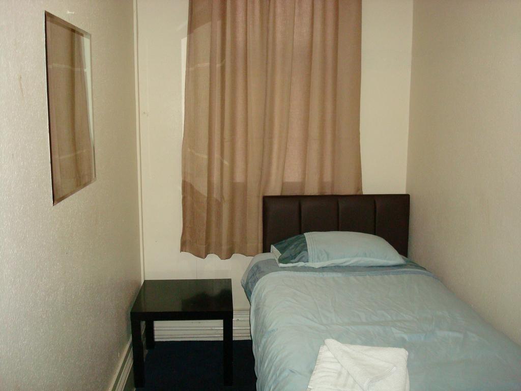 Inn Forest Gate - Free Parking Limited Spaces 2*