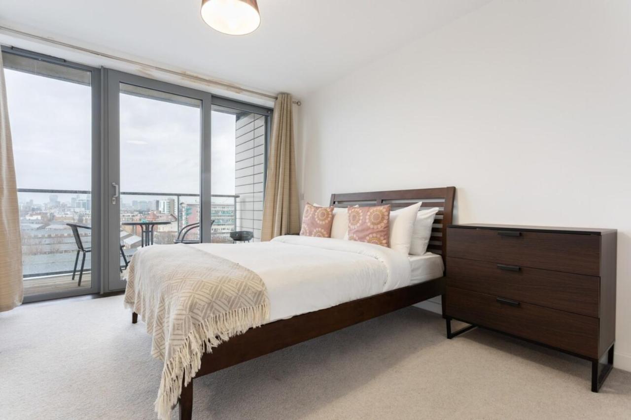 Apartment Modern 1 Bedroom Near Canary Wharf With Balcony
