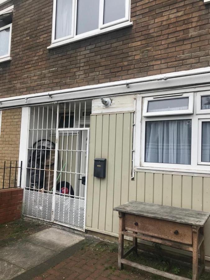 Homestay Arbnb Comfy Sleep Self Catering Private Bedrooms 60 Pound Per Night Per Person *
