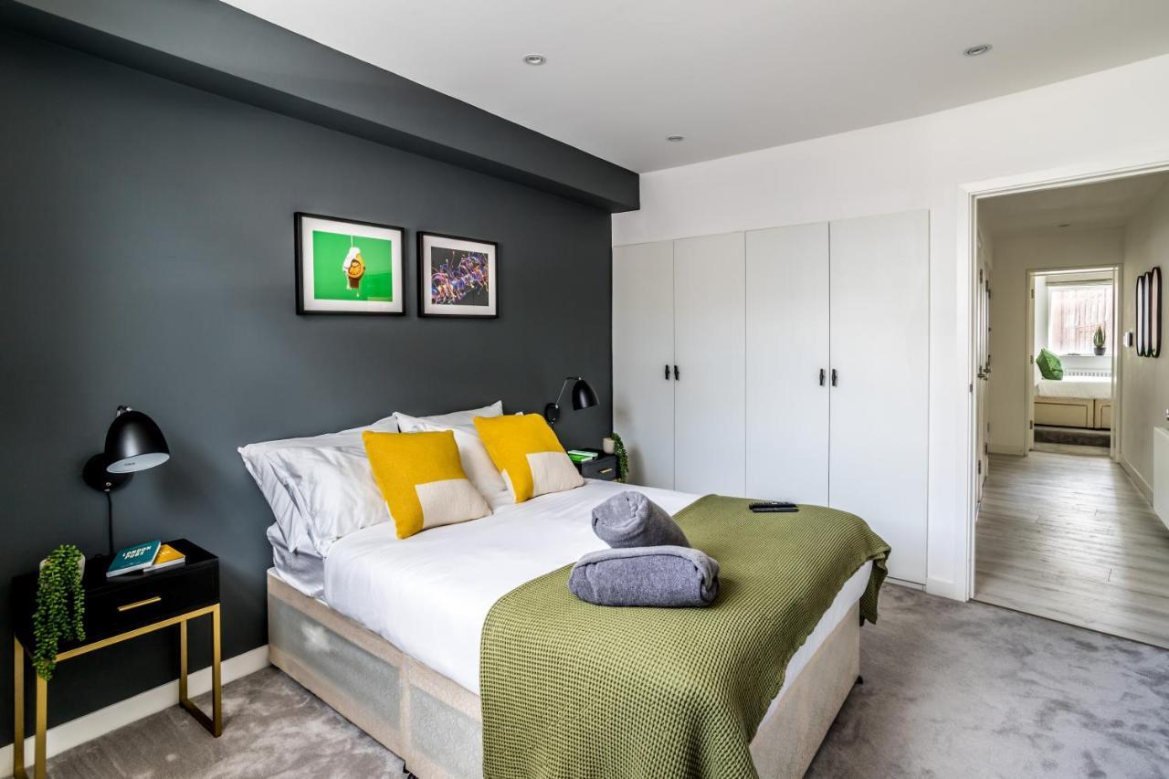 Borough Market 2-bed * London
