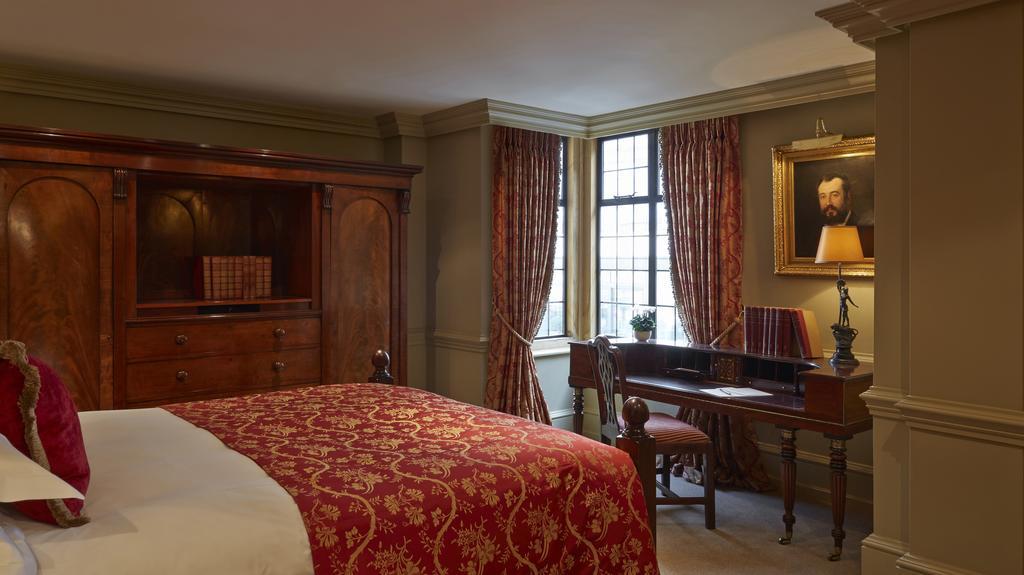 Batty Langley's 5* London