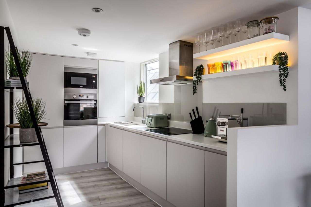Borough Market 2-bed *