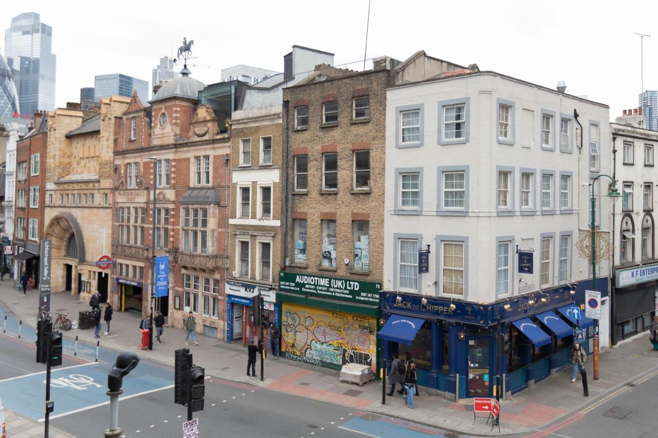 Lovely In Aldgate East 1 * Londen