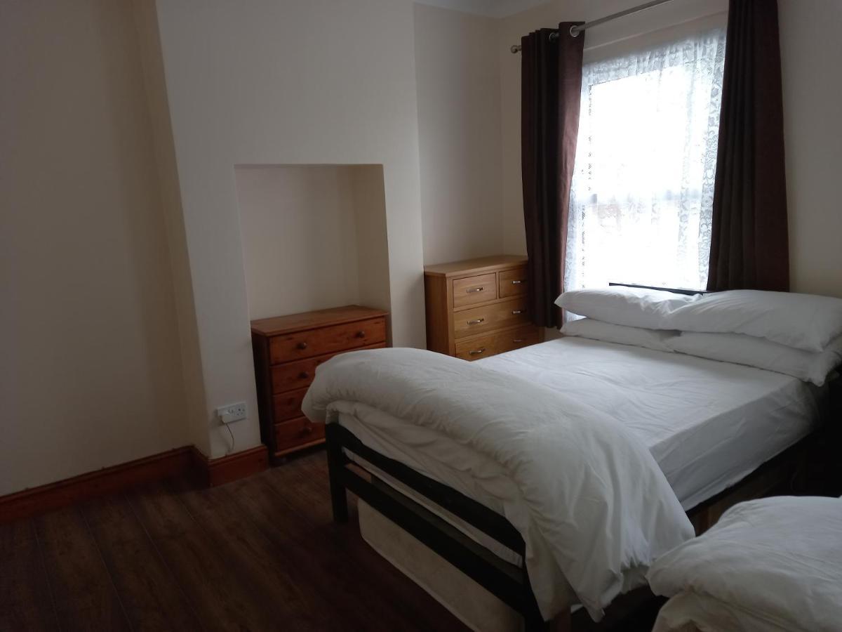 Ferienhaus Bubblesbnb- 4 Bedroom House