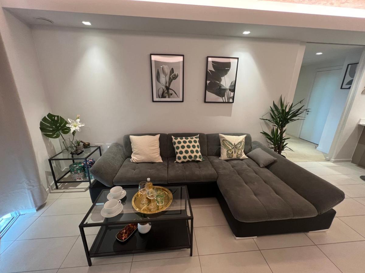 Apartment Riverline Heights Near O2 & Excel Free Parking
