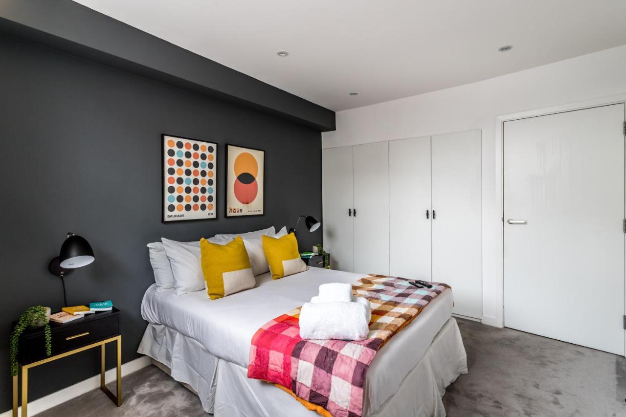 Borough Market 2-bed *