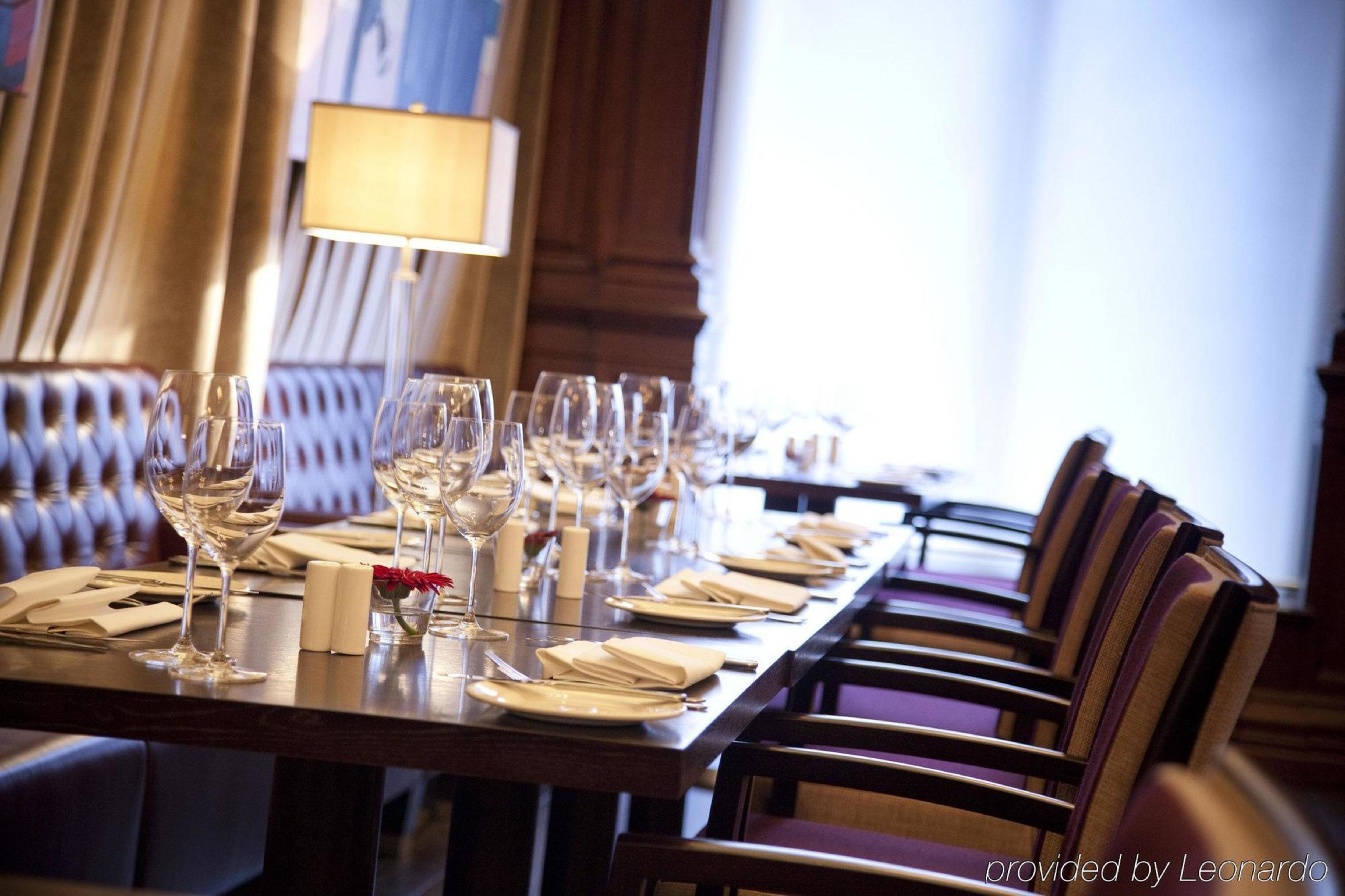 The Clermont London, Victoria Hotel Londen