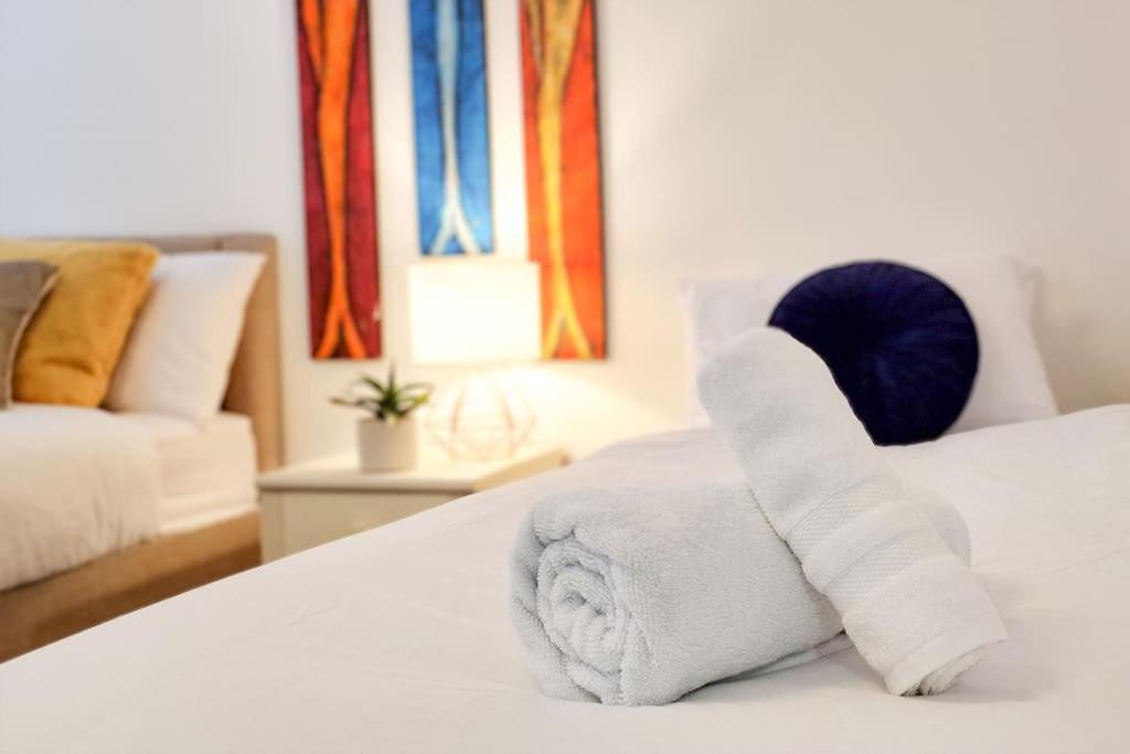 Comfy 2 Bed Flat With Free Parking, Close To Tube Londen