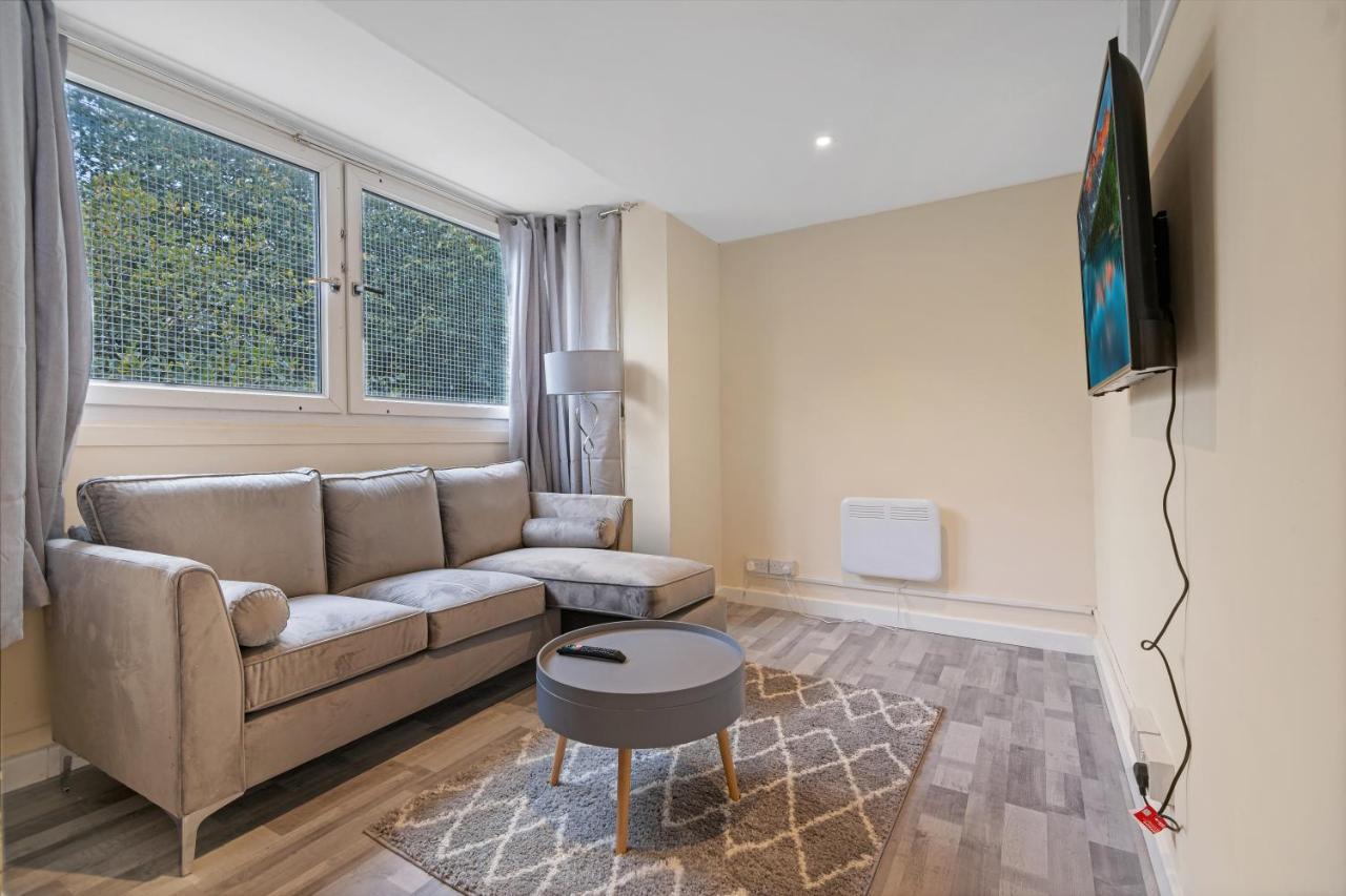 By Rehoboth - Overcomers- Deptford * London