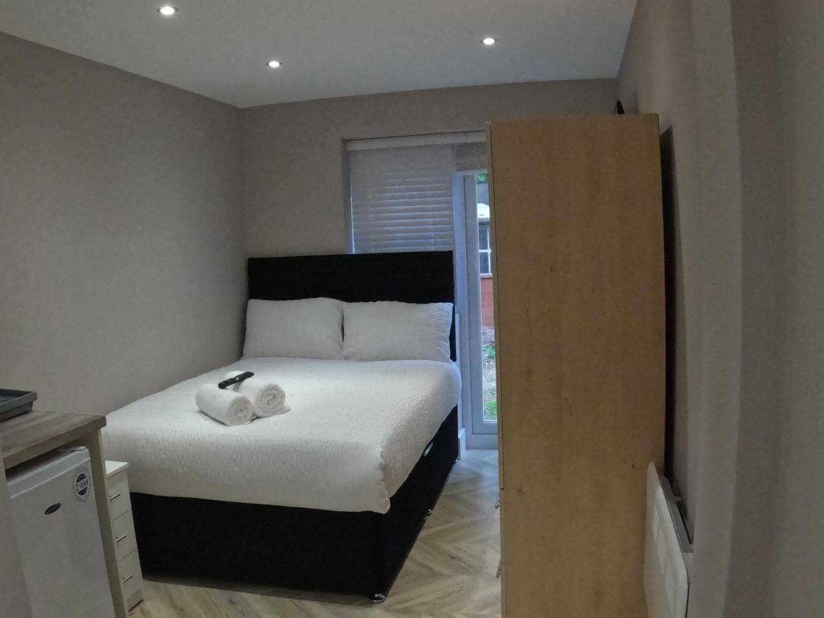 Lbt Ltd London