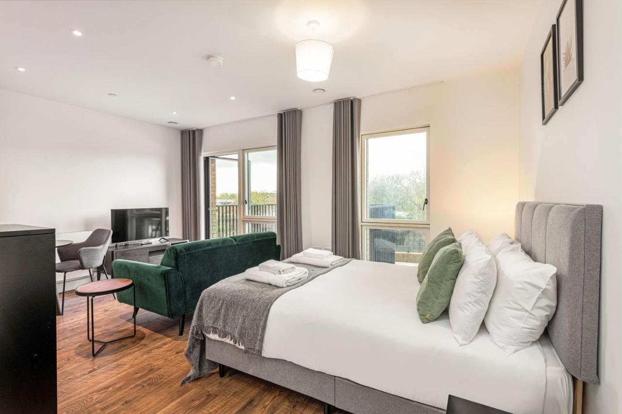 Stayo Barking Wharf London
