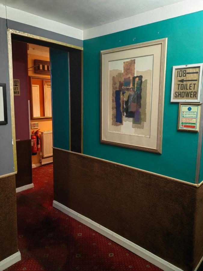 View Road Hotel 2*