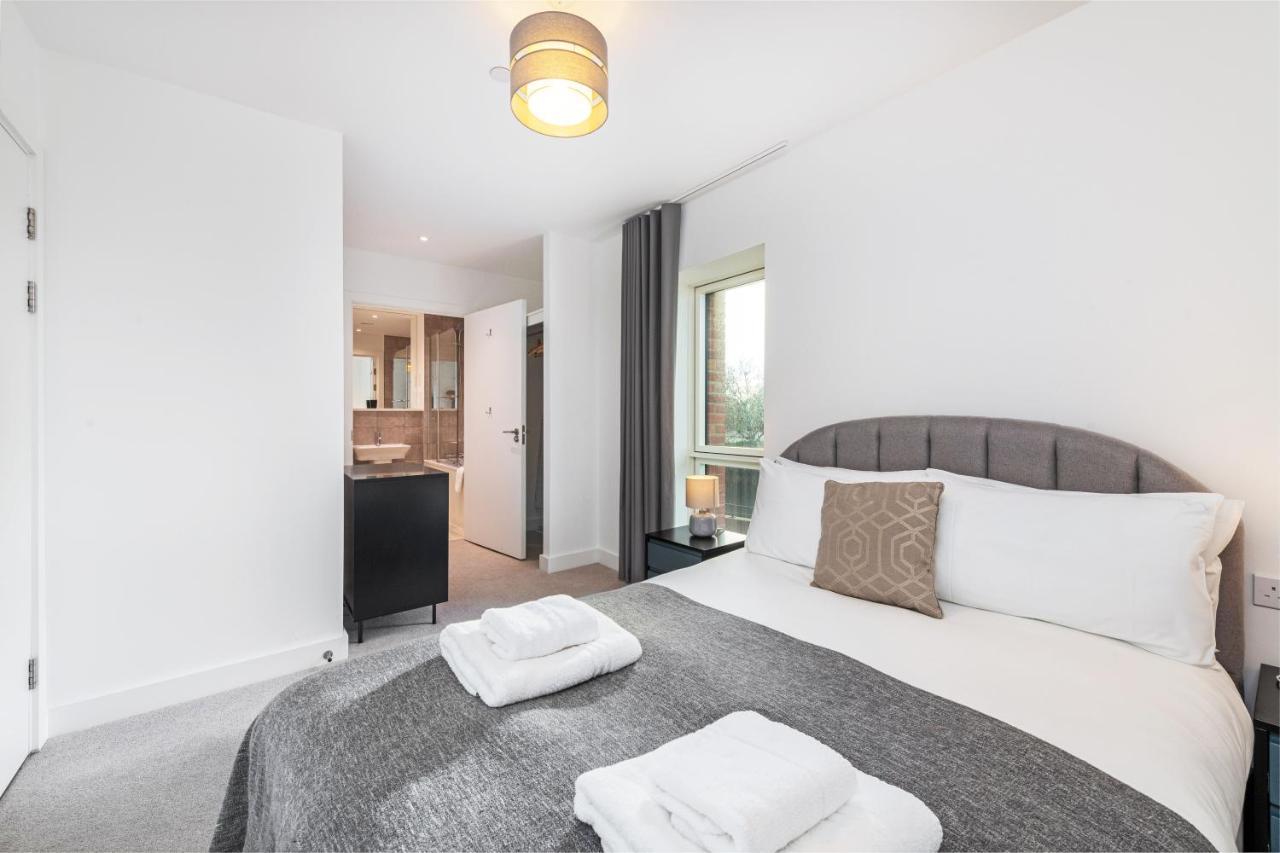 Apartment Stayo Barking Wharf London