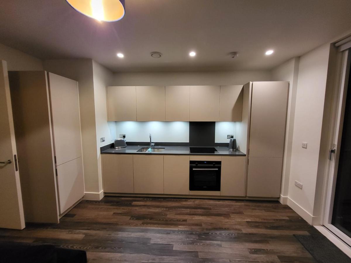 71 Bondway, Parry St, Sw81sf * Londres