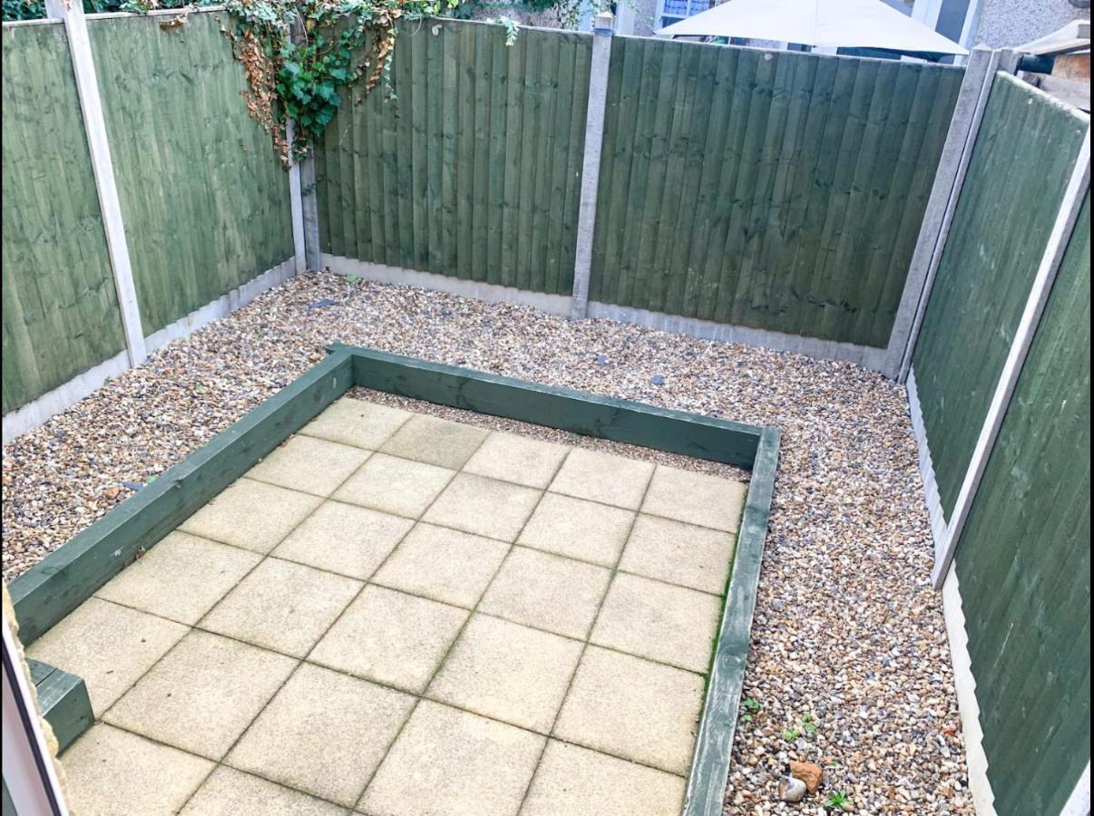 Ferienhaus 2 Bed Terraced House With Loft In Stratford *