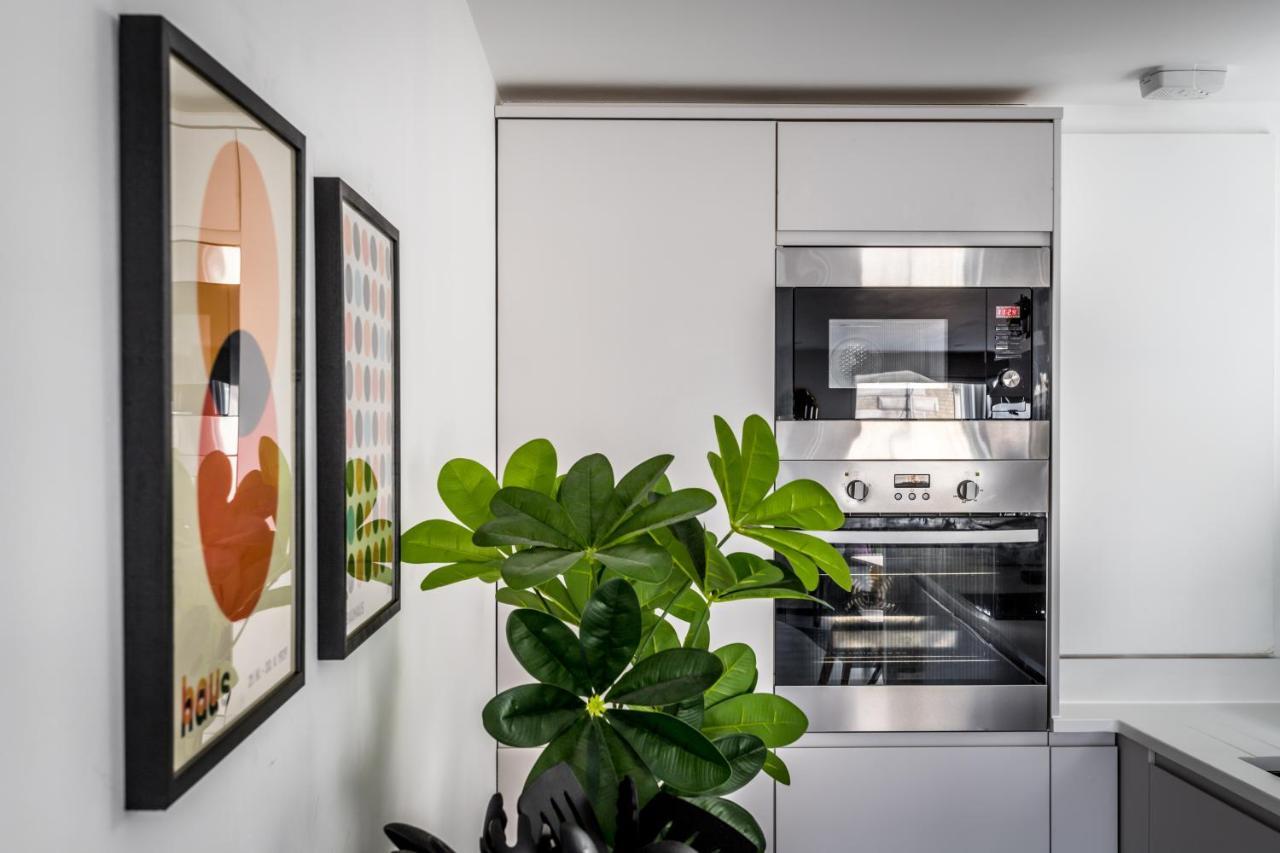 Borough Market 2-bed London