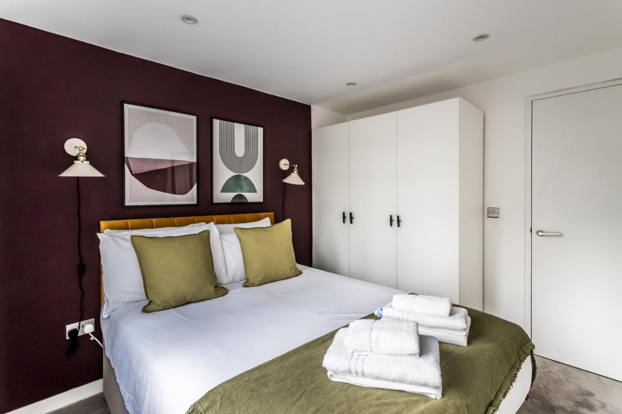Borough Market 2-bed London