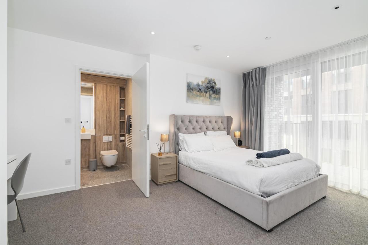In Shared Luxury Flat * Londres
