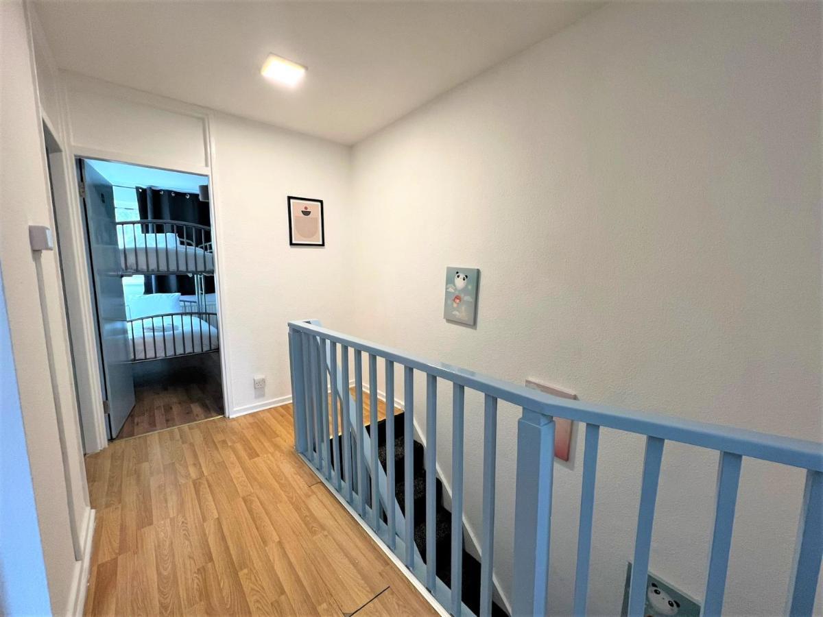 Stepney 17 Double Bedrooms Londen