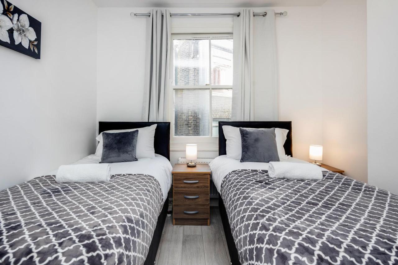 Conen Chert Apartment London