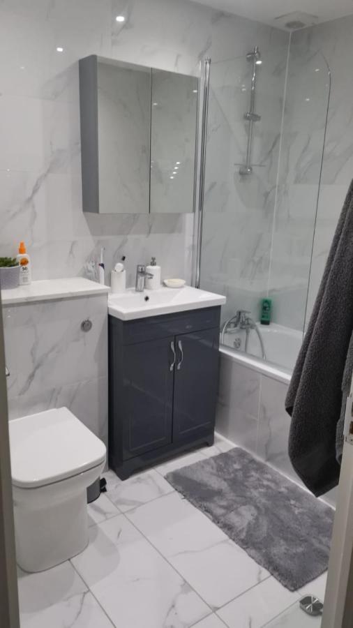 Transom Close Homestay London