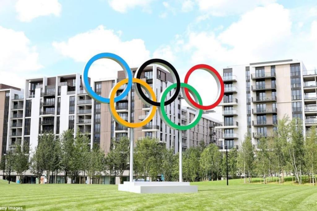Stylish New Listing! Free Parking, Trendy Location * London