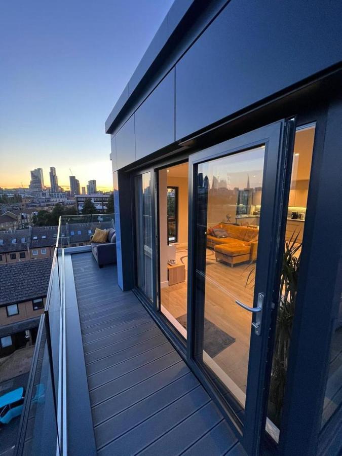 Deluxe Apartment *