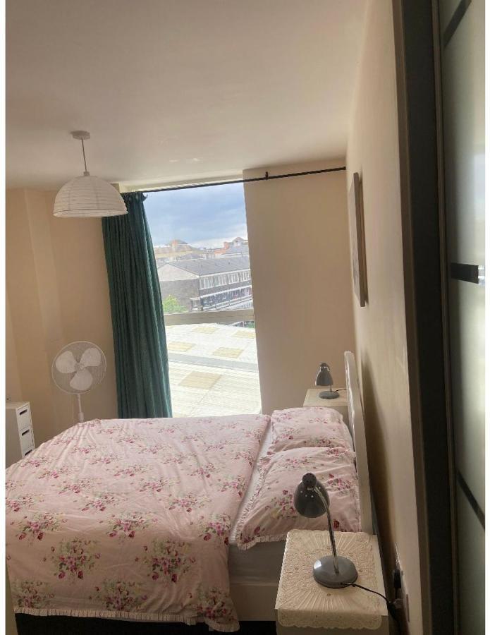 Apartment Lovely 2br W/ View