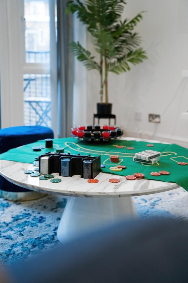 Appartement Chic 3 Bed Near Bridge With Balcony Londen