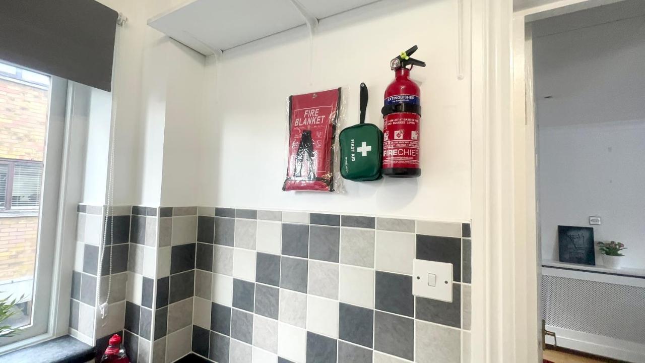 Amazing Location - Of London- 2 Bedroom Stunning Canal View House With Private Garden,parking & Balcony Apartamento *