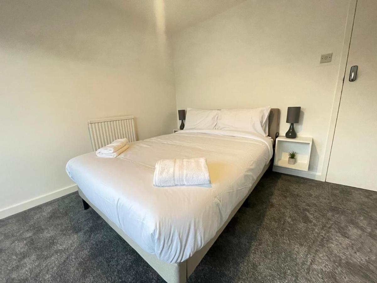 Homestay Spacious Bedroom In Beckton