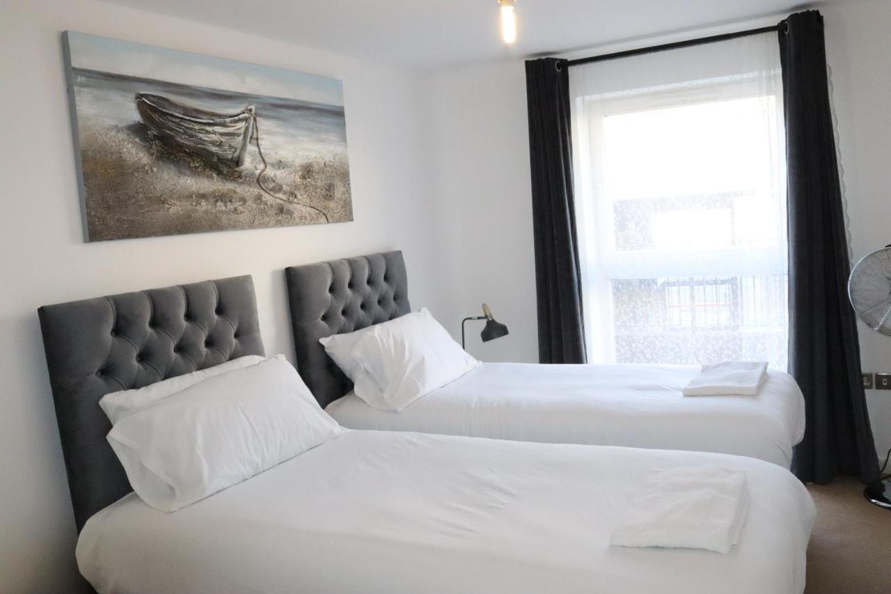 Garland Modern * Londen