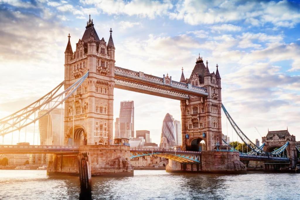 Luxury 2 Bedroom 2 Bathroom -borough Market/ Bridge Apartment London
